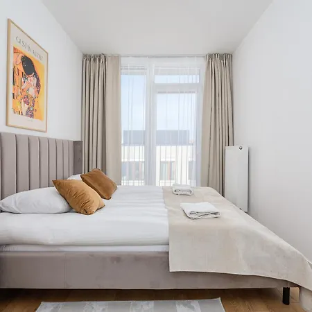 Shortstaypoland Browary Warszawskie Apartman *